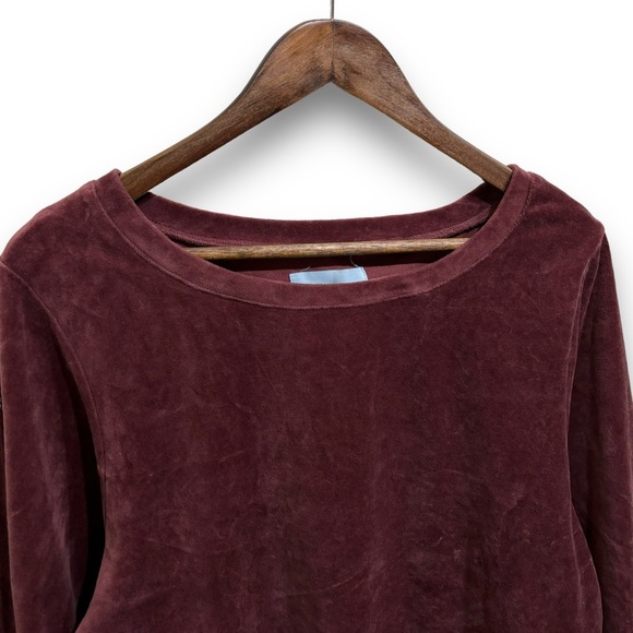 Judith March Women's Velvet Open Neck Sweatshirt Red‎ Size Small 22 x 21 - Picture 4 of 6
